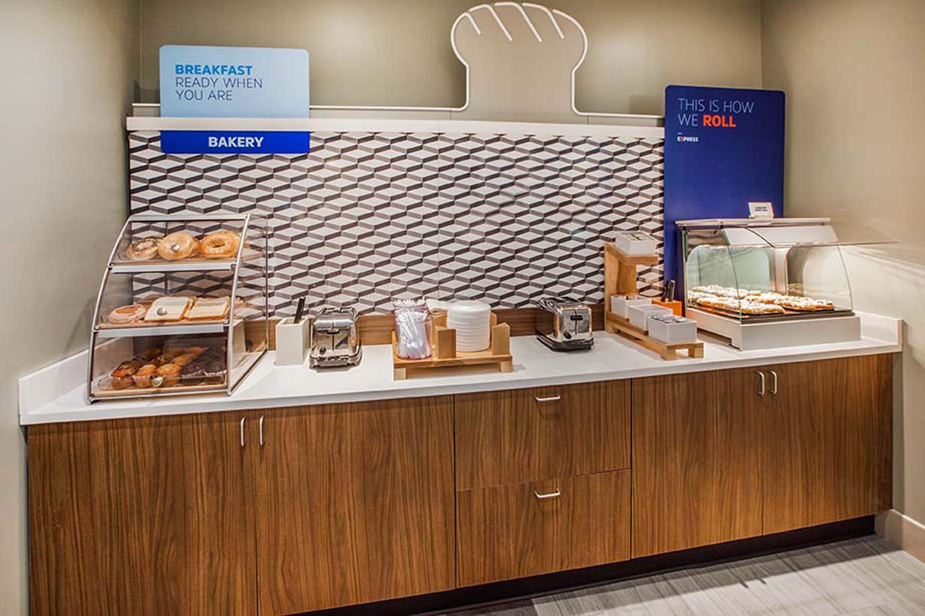 Holiday Inn Express Hotel And Suites Pearsall By Ihg Zewnętrze zdjęcie
